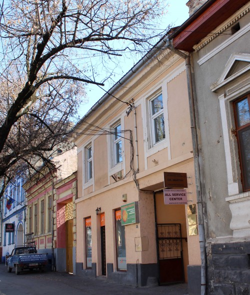 MARTHY ZSUZSA DR. FOGÁSZATI RENDELŐ - CMI DE MEDICINĂ DENTARĂ
